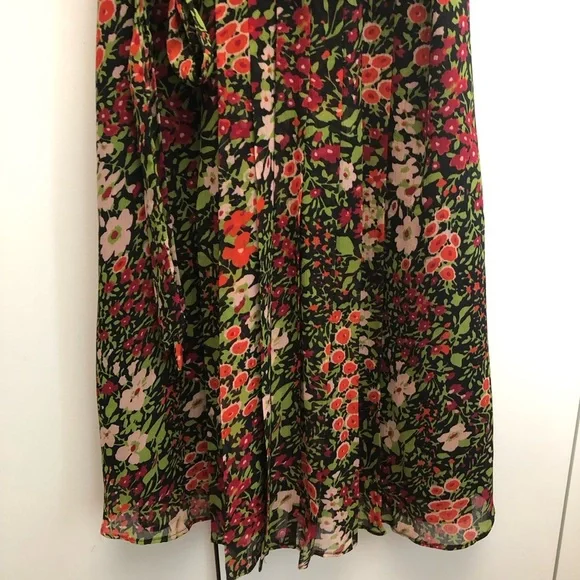 Floral Midi Dress - Picture 5 of 8